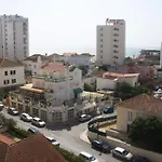 Turisticos Perola Da Rocha Ii شقة