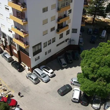 Turisticos Perola Da Rocha Ii Apartament *