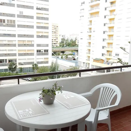 Turisticos Perola Da Rocha Ii *