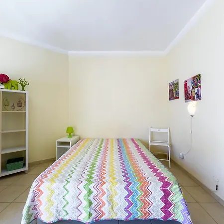 Turísticos Pérola Da Rocha Ii Appartement
